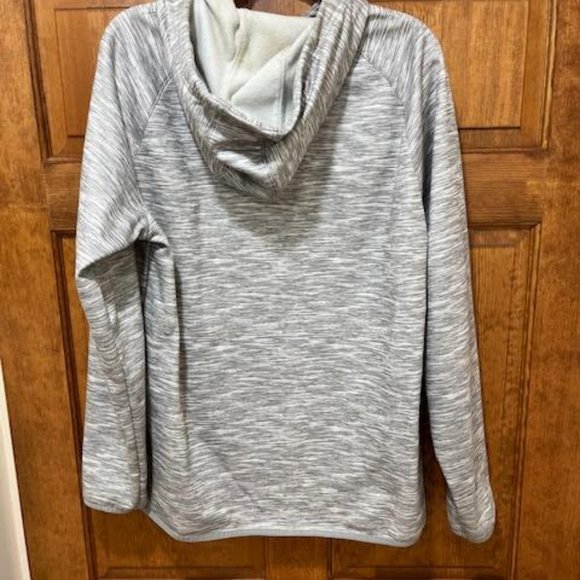 pullover - Picture 3 of 3